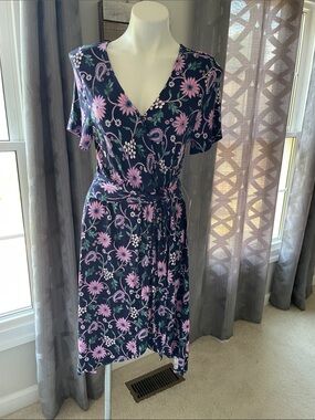 [Bobeau] Navy Wrap Midi Dress with Pink Floral Print